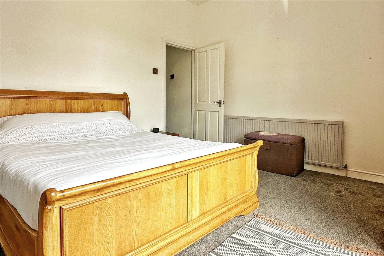 Queen Street, Ashton-under-Lyne, OL6, photo 14