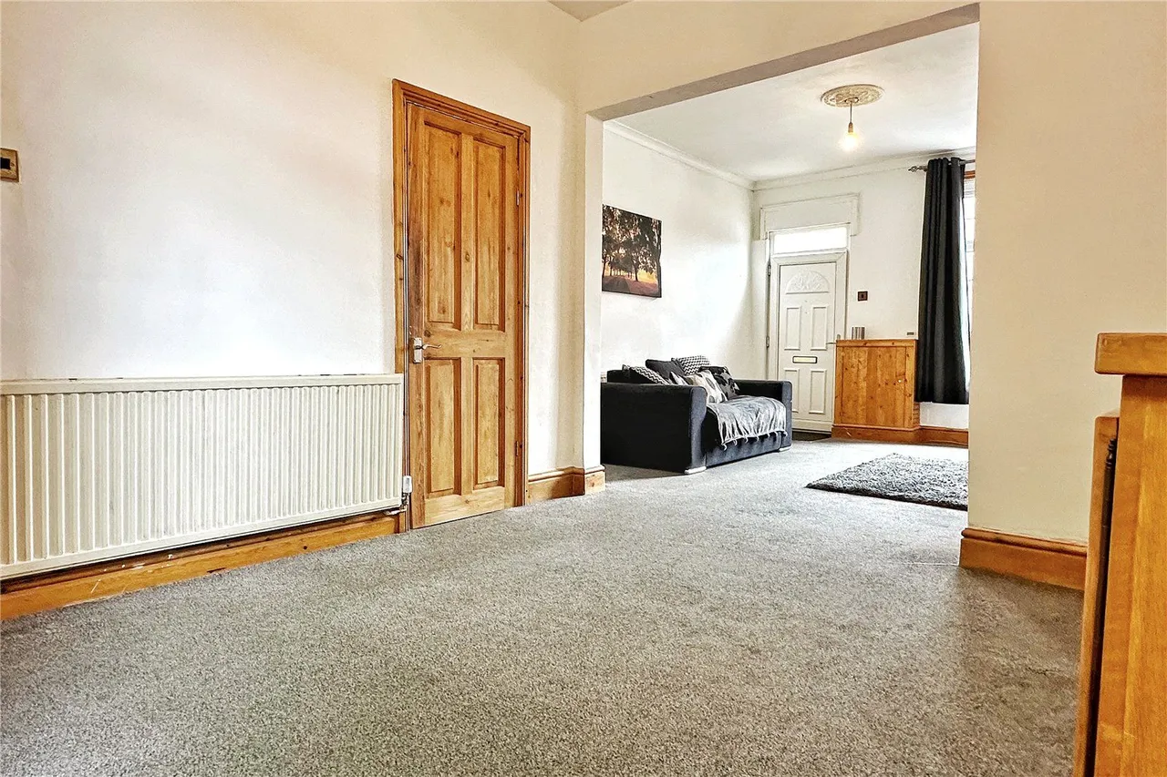 Queen Street, Ashton-under-Lyne, OL6, photo 8