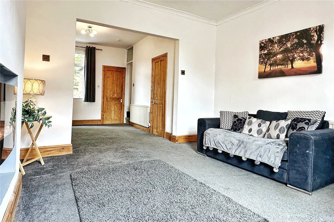 Queen Street, Ashton-under-Lyne, OL6, photo 6