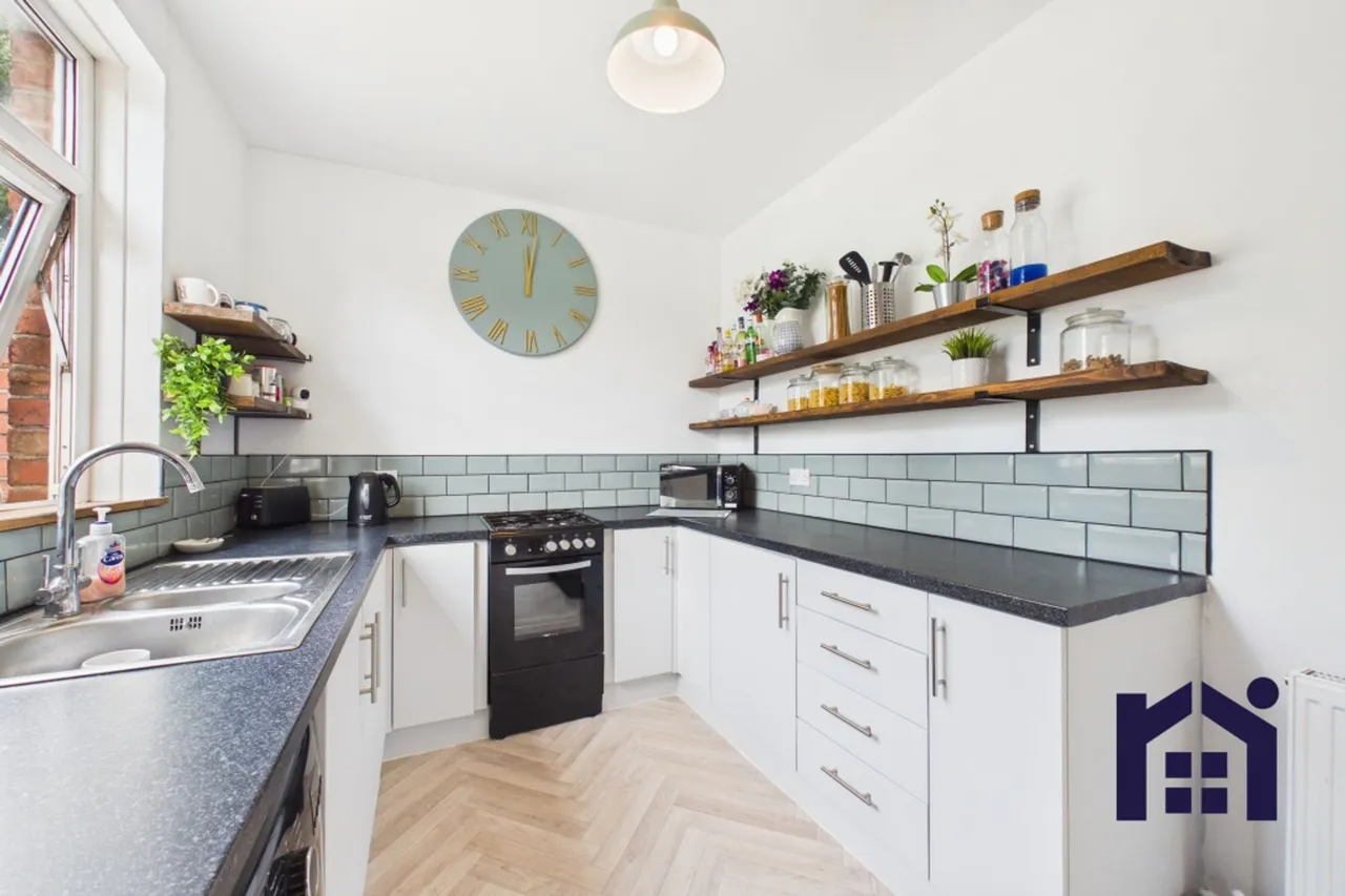 Belgrave Road, Leyland, PR25 2LN, photo 5