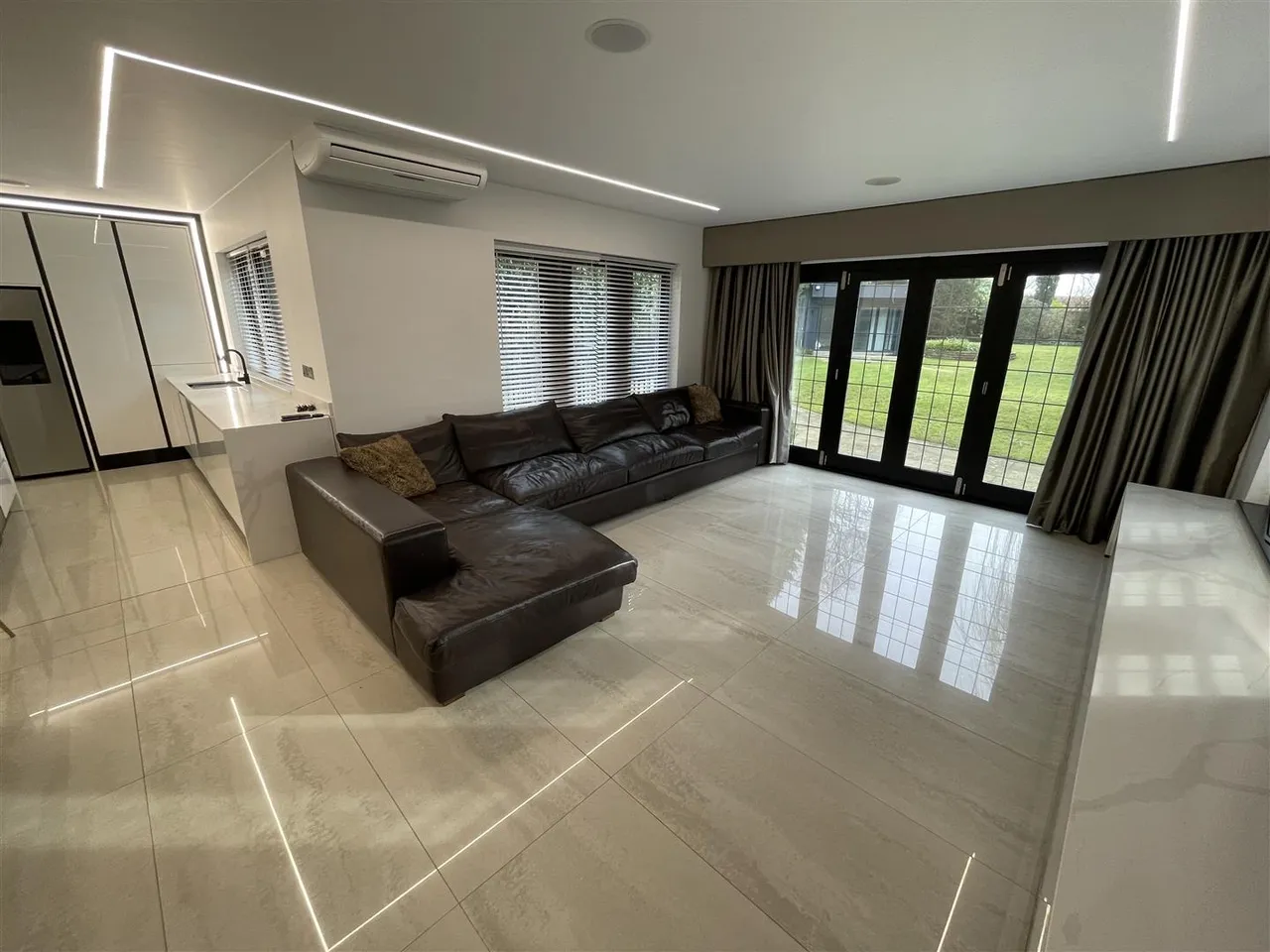 Bow Green Road, Bowdon, WA14, photo 17
