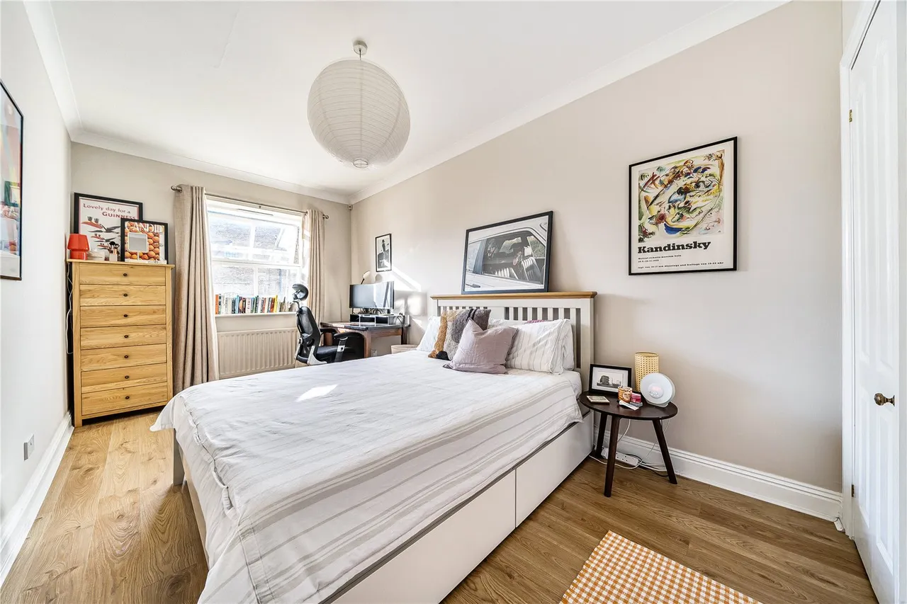 Leathermarket Court, London, SE1, photo 4
