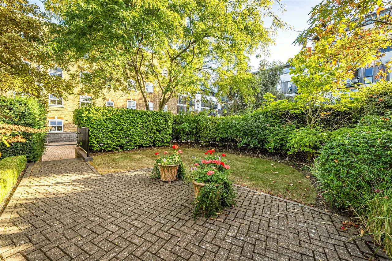 Leathermarket Court, London, SE1, photo 17