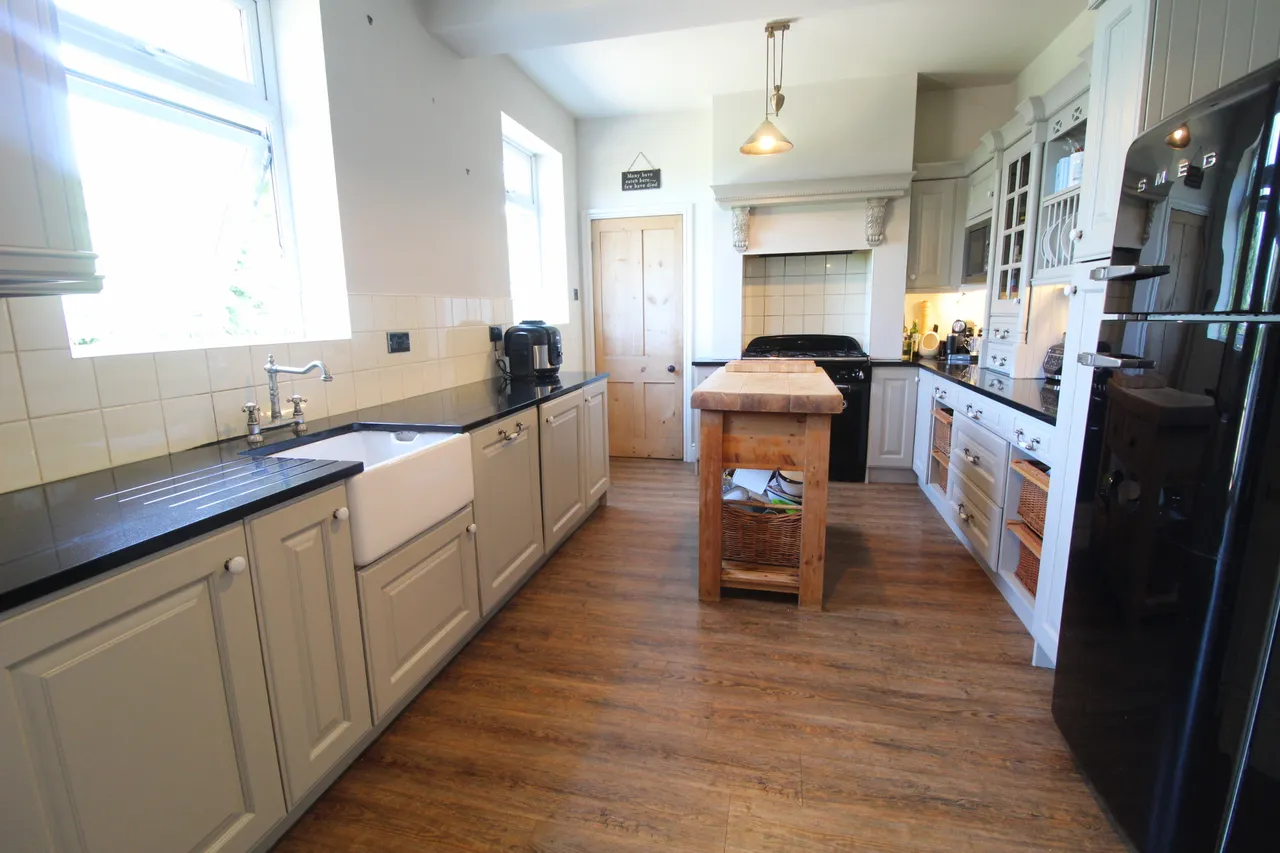 Longhurst Lane, Mellor, SK6, photo 4