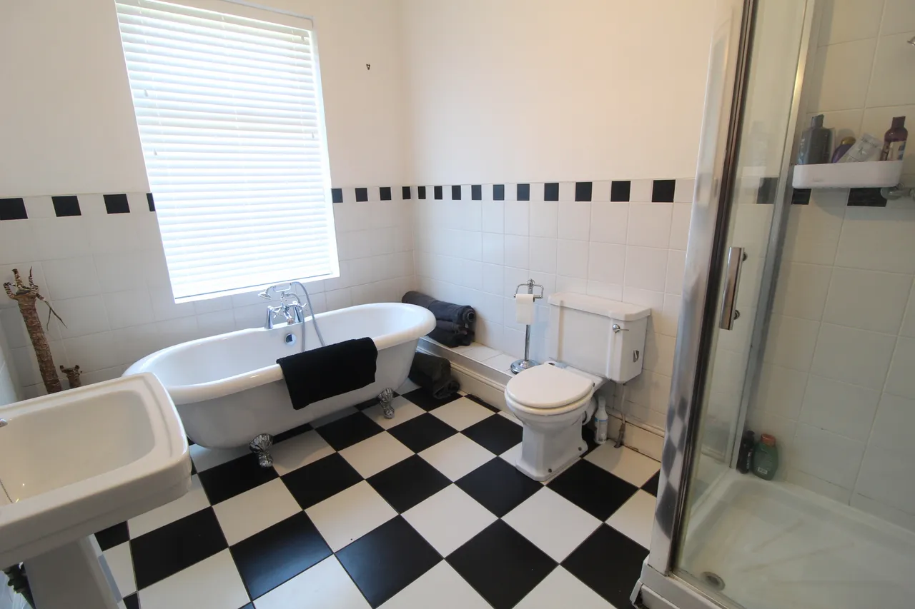 Longhurst Lane, Mellor, SK6, photo 17
