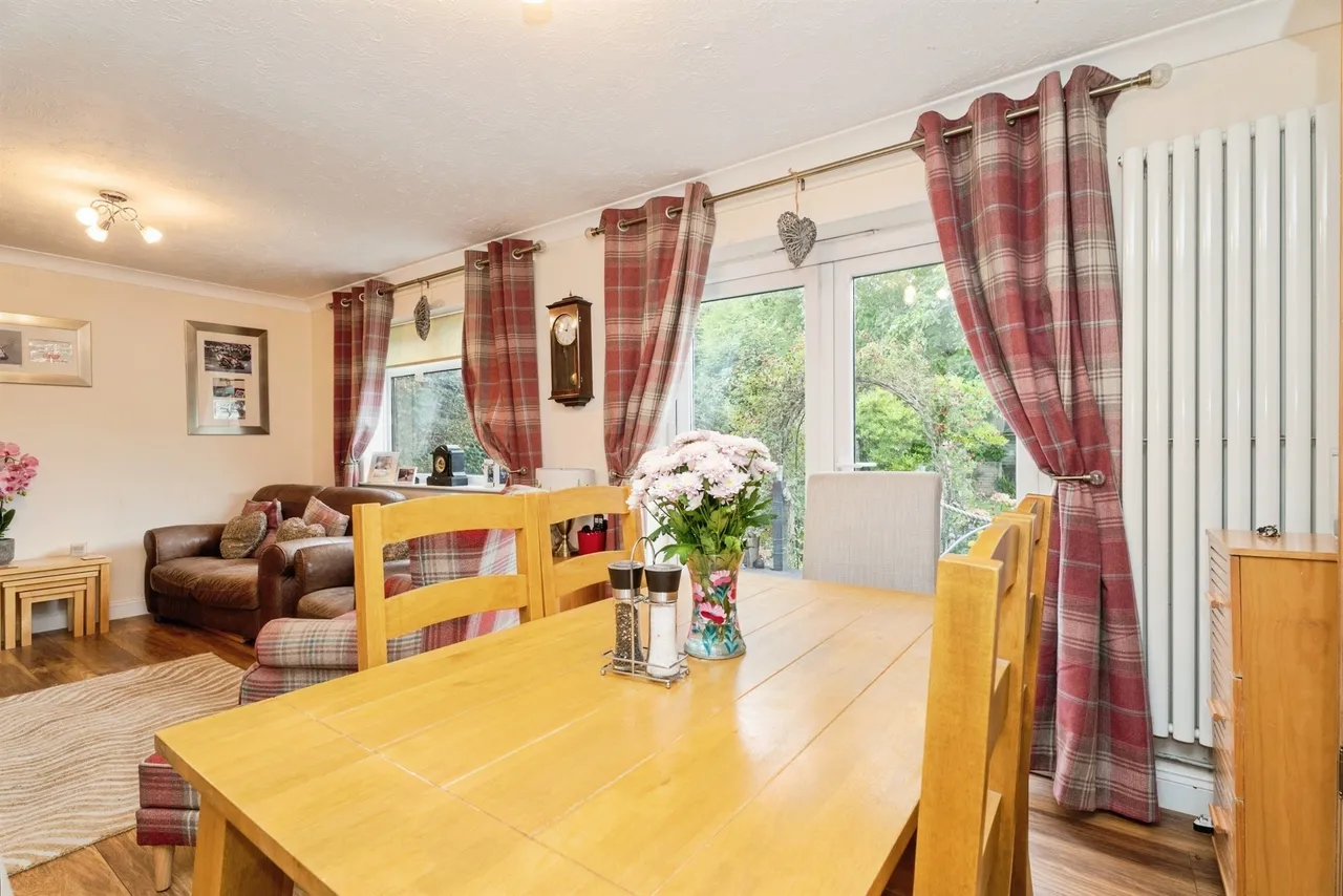 Old Turnpike Road, Roughton, NORWICH, photo 9