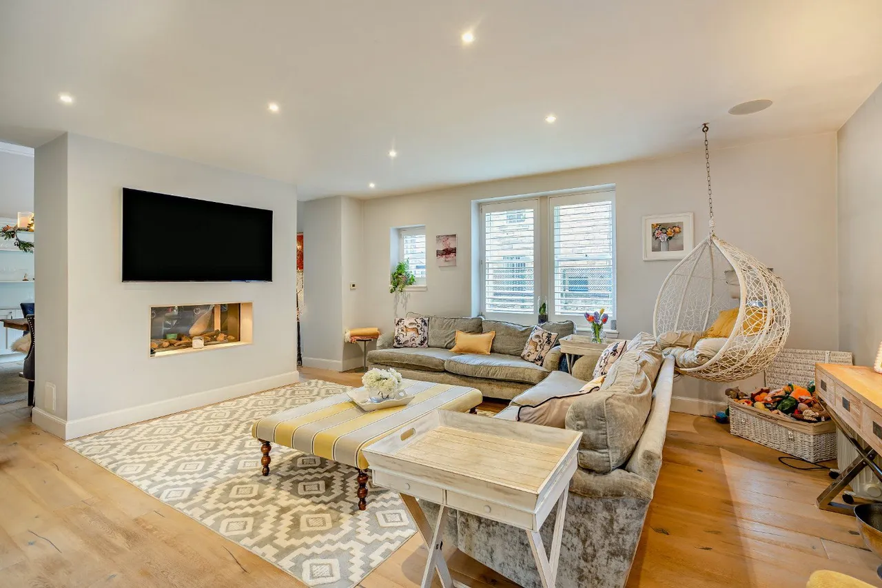 Ravelston Park, Edinburgh, Midlothian, EH4 3DX, photo 12