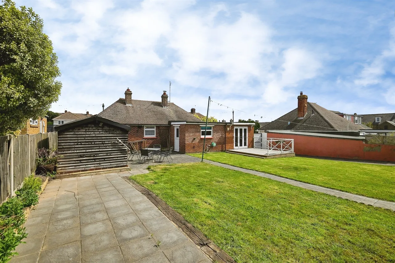 Larkfield Avenue, Sittingbourne, ME10, photo 17