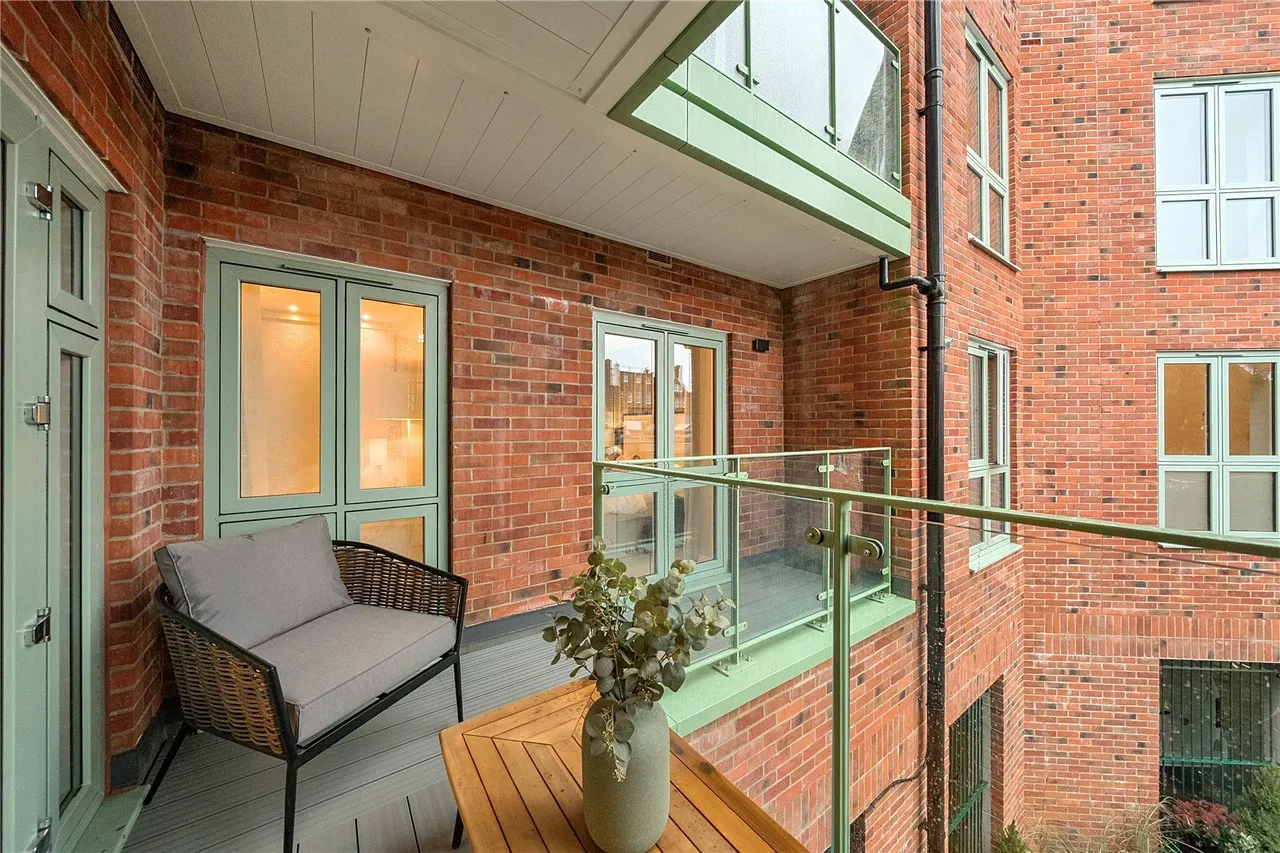 Brook House, Tonbridge, TN9, photo 11