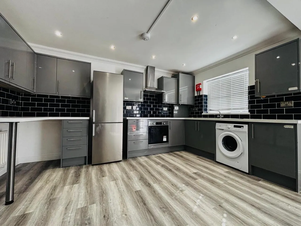 Barbe Baker Avenue, West End, Southampton, Hampshire, SO30 3RJ, photo 8