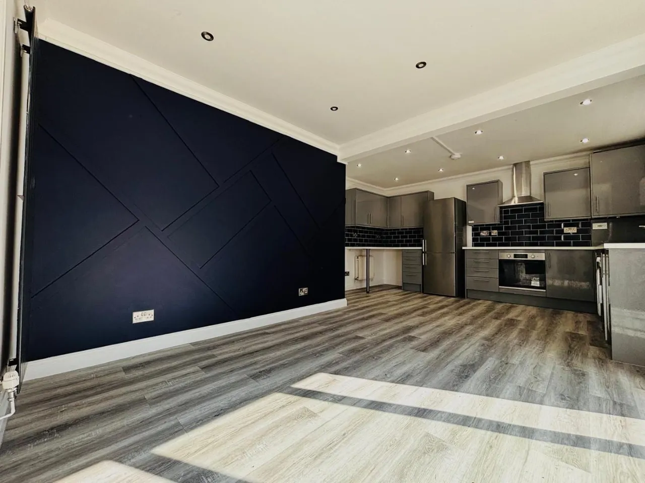 Barbe Baker Avenue, West End, Southampton, Hampshire, SO30 3RJ, photo 7