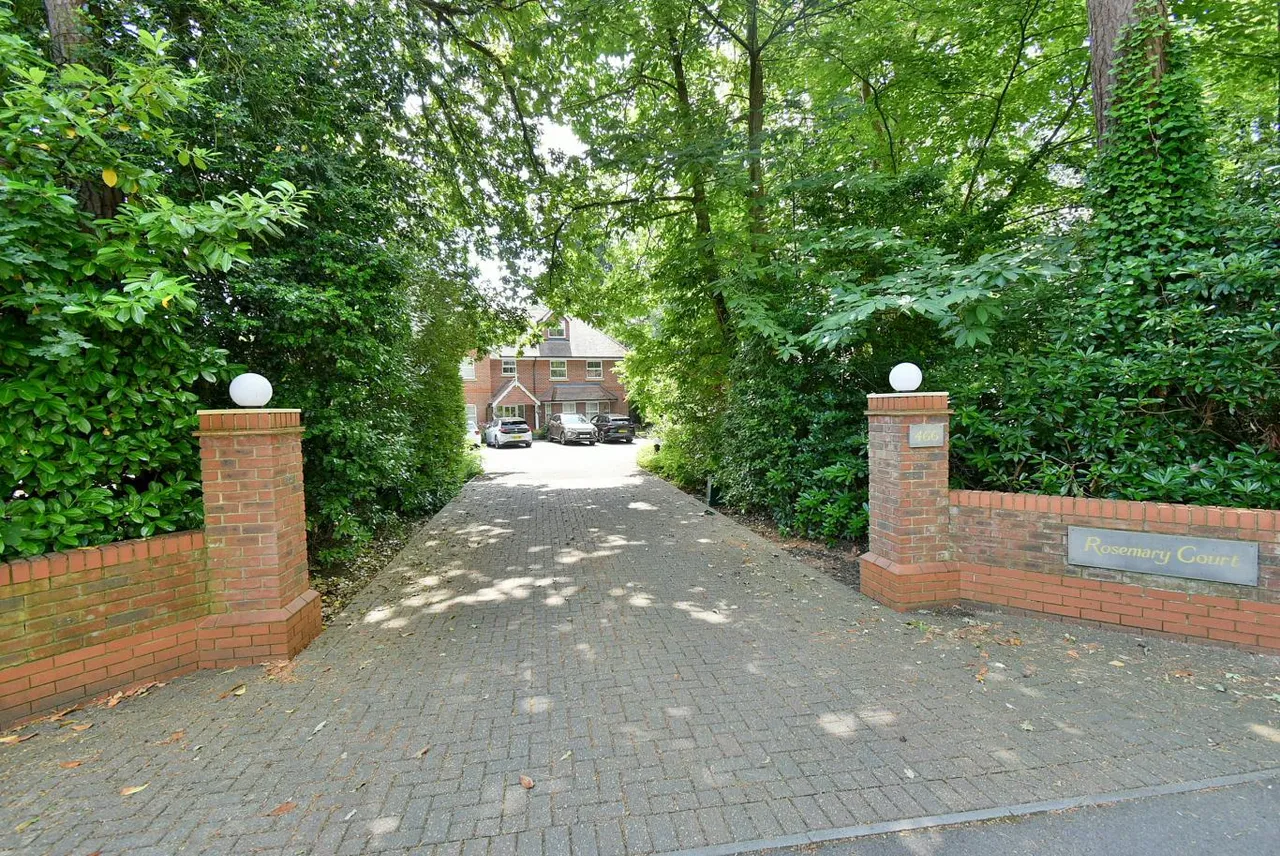 Rosemary Court, BH22, photo 12