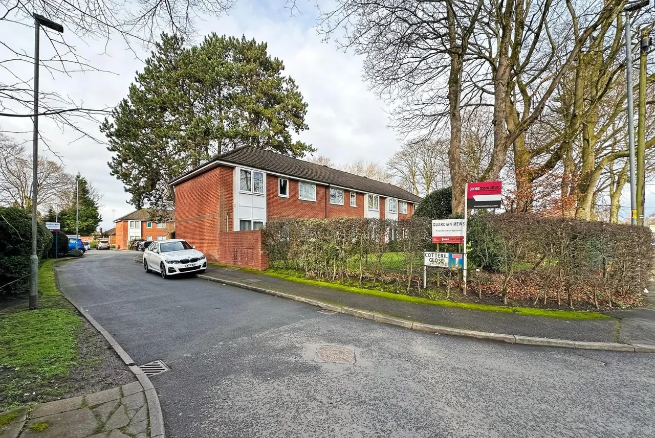 Cotteril Close, Brooklands, Manchester M23 9HY, photo 20