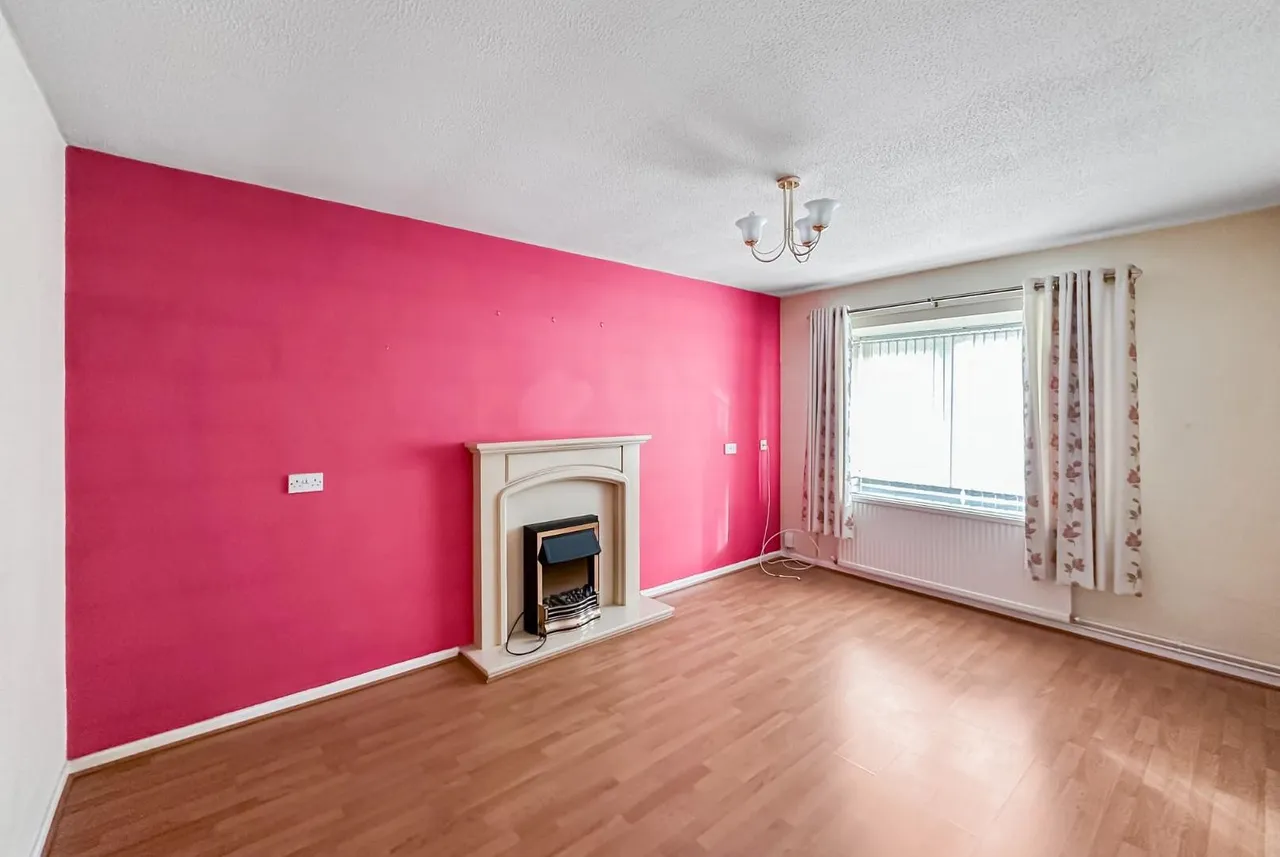 Cotteril Close, Brooklands, Manchester M23 9HY, photo 2