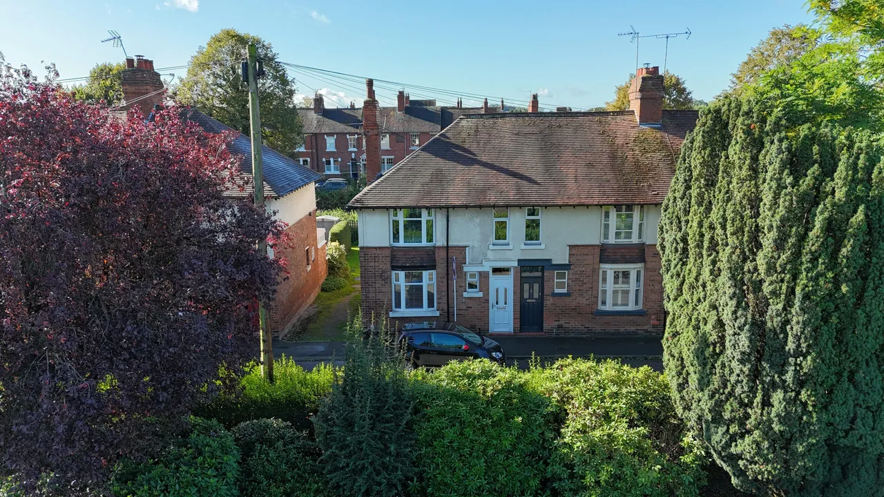 3 bed house for sale, Field Terrace, Stone, ST15