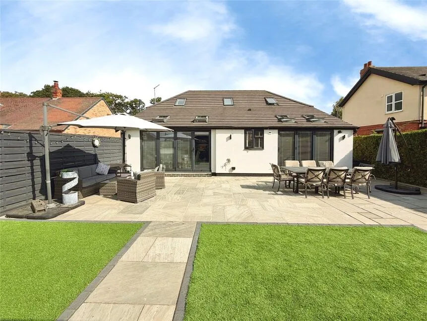 4 bed house for sale, Doncaster Road, Hatfield, DN7