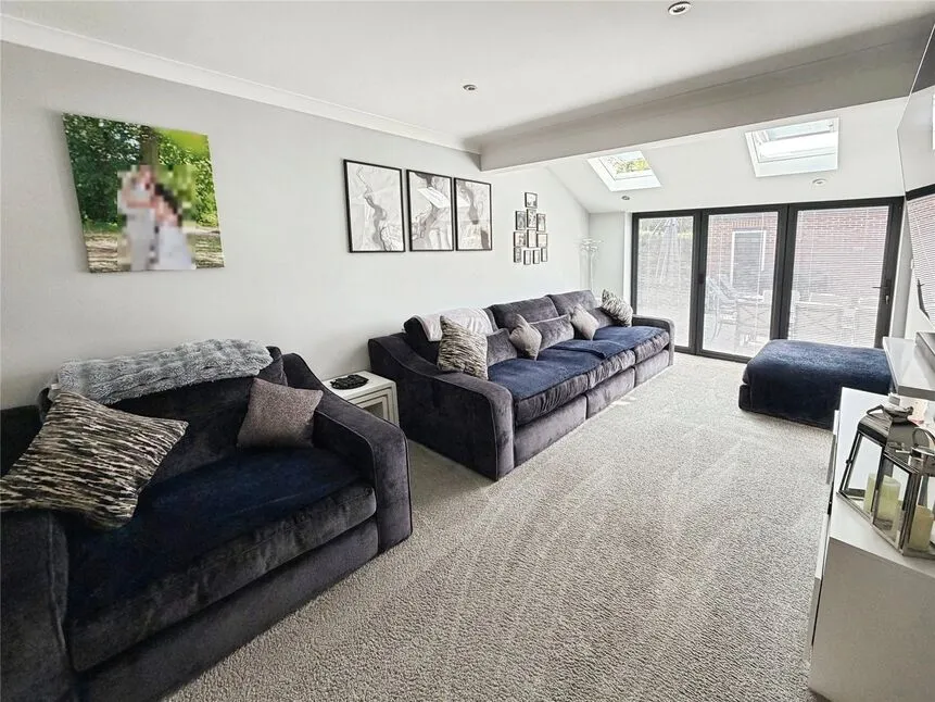 Doncaster Road, Hatfield, DN7, photo 12