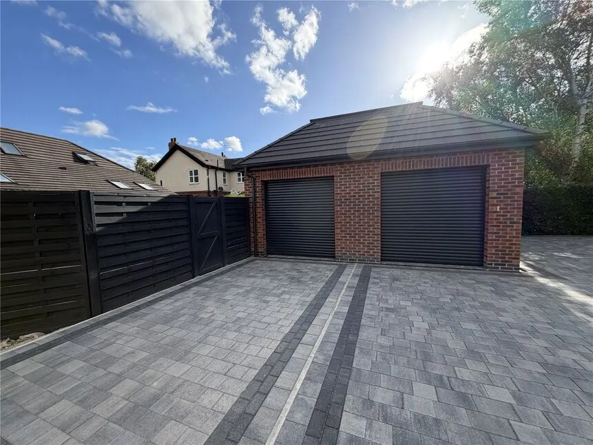 Doncaster Road, Hatfield, DN7, photo 15