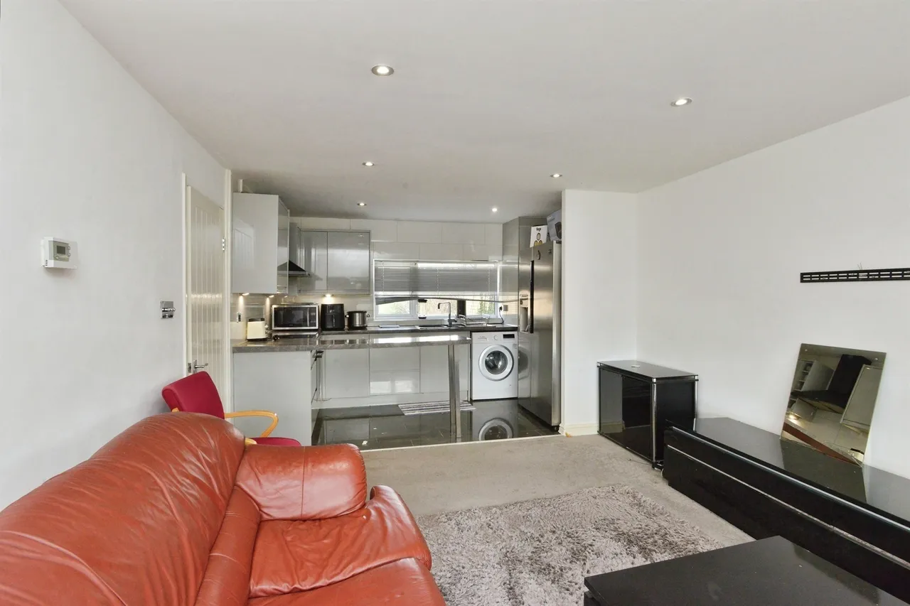 Cleavers Avenue, Conniburrow, MK14, photo 7