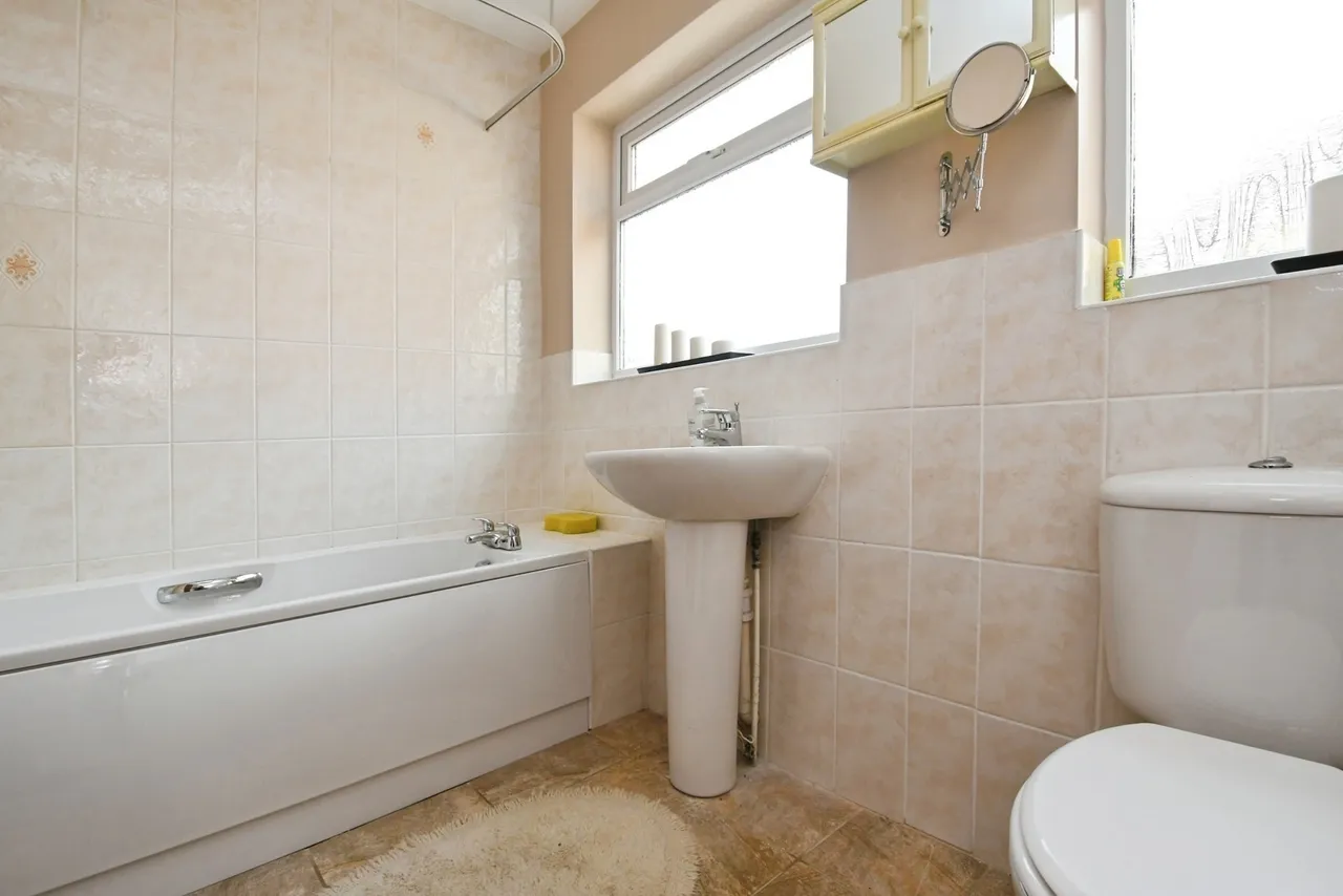 Cherry Avenue, Branston, Lincoln, Lincolnshire, LN4, photo 13