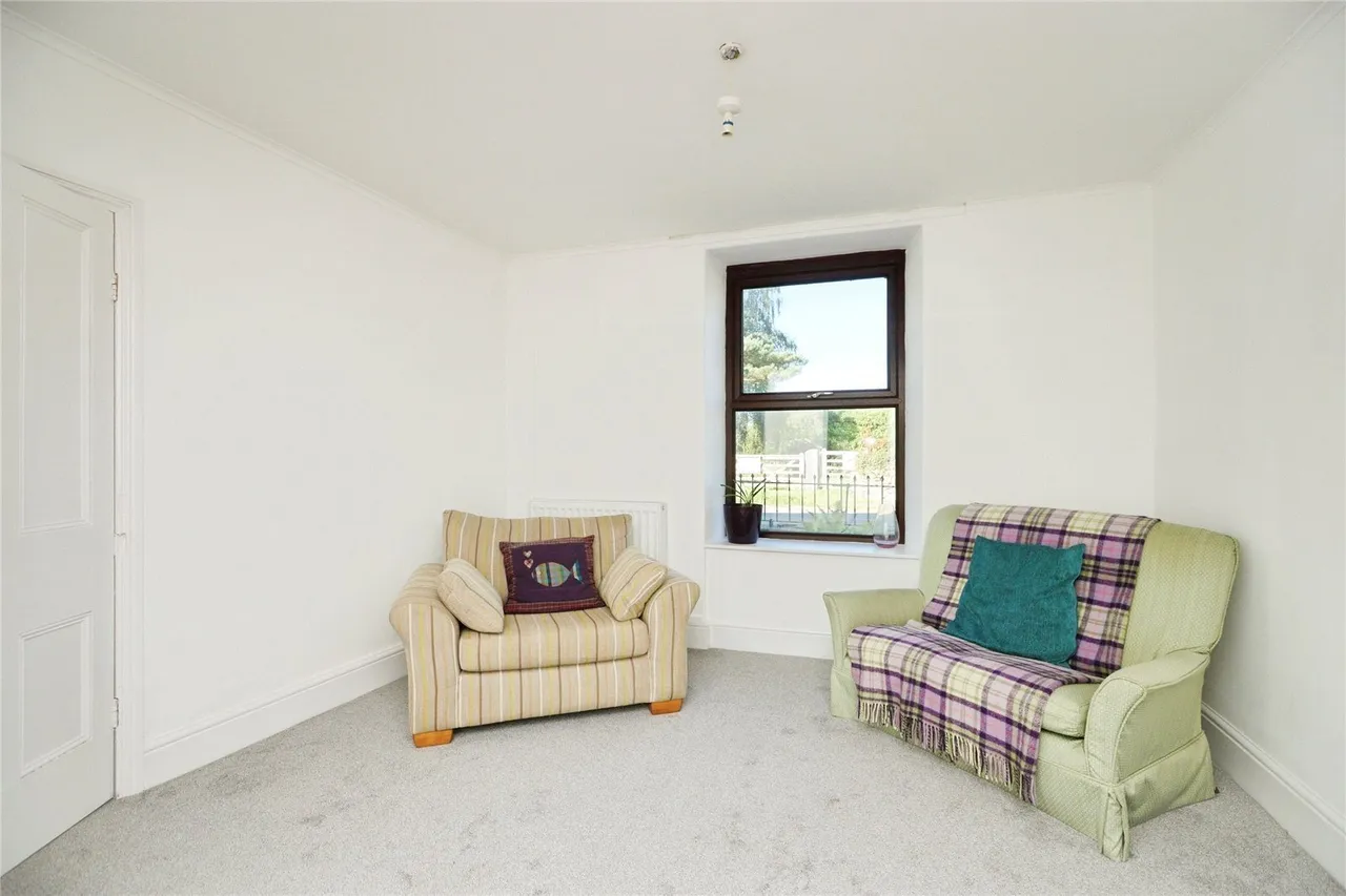 Cwm-y-Glo, Caernarfon, LL55, photo 22
