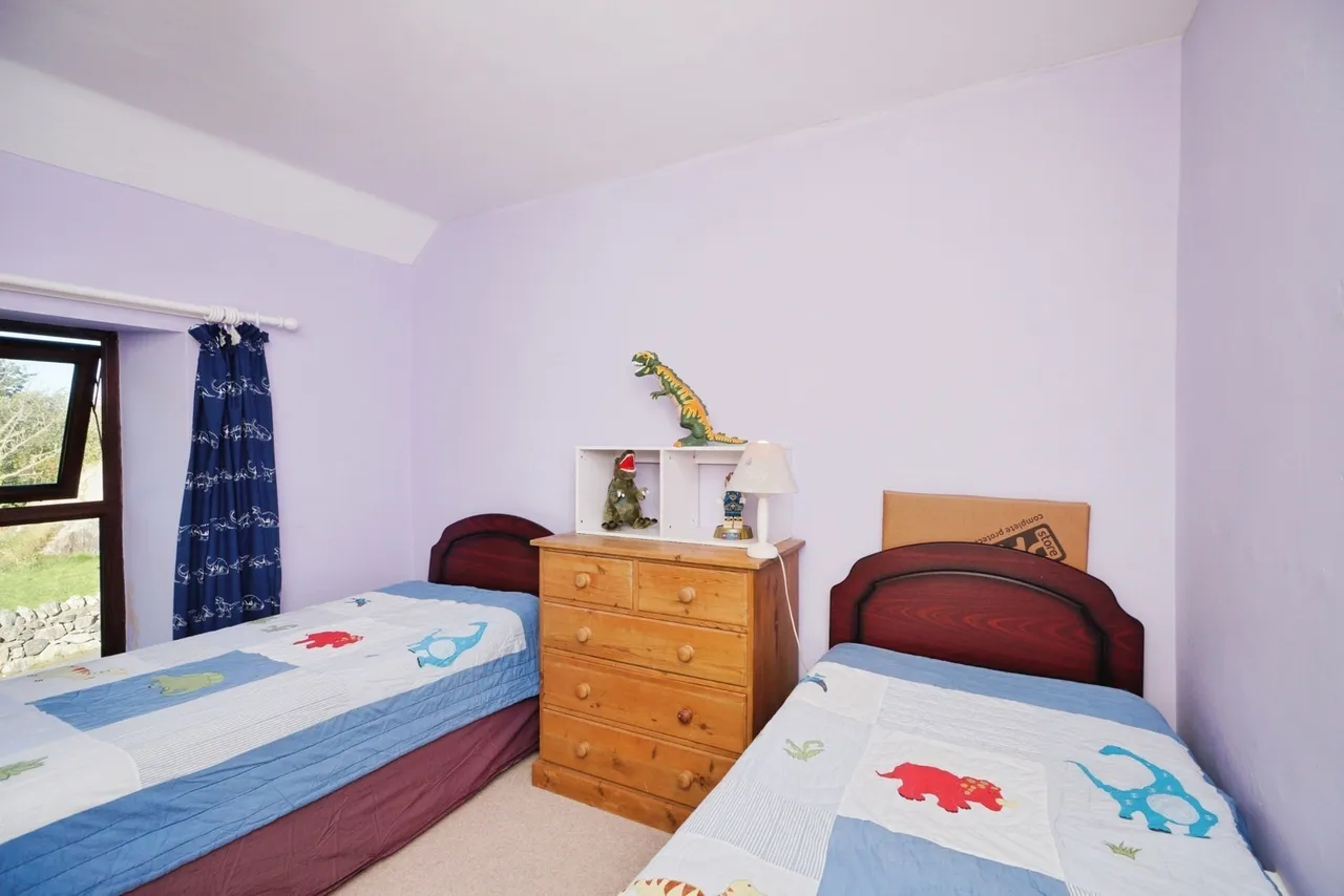 Cwm-y-Glo, Caernarfon, LL55, photo 9