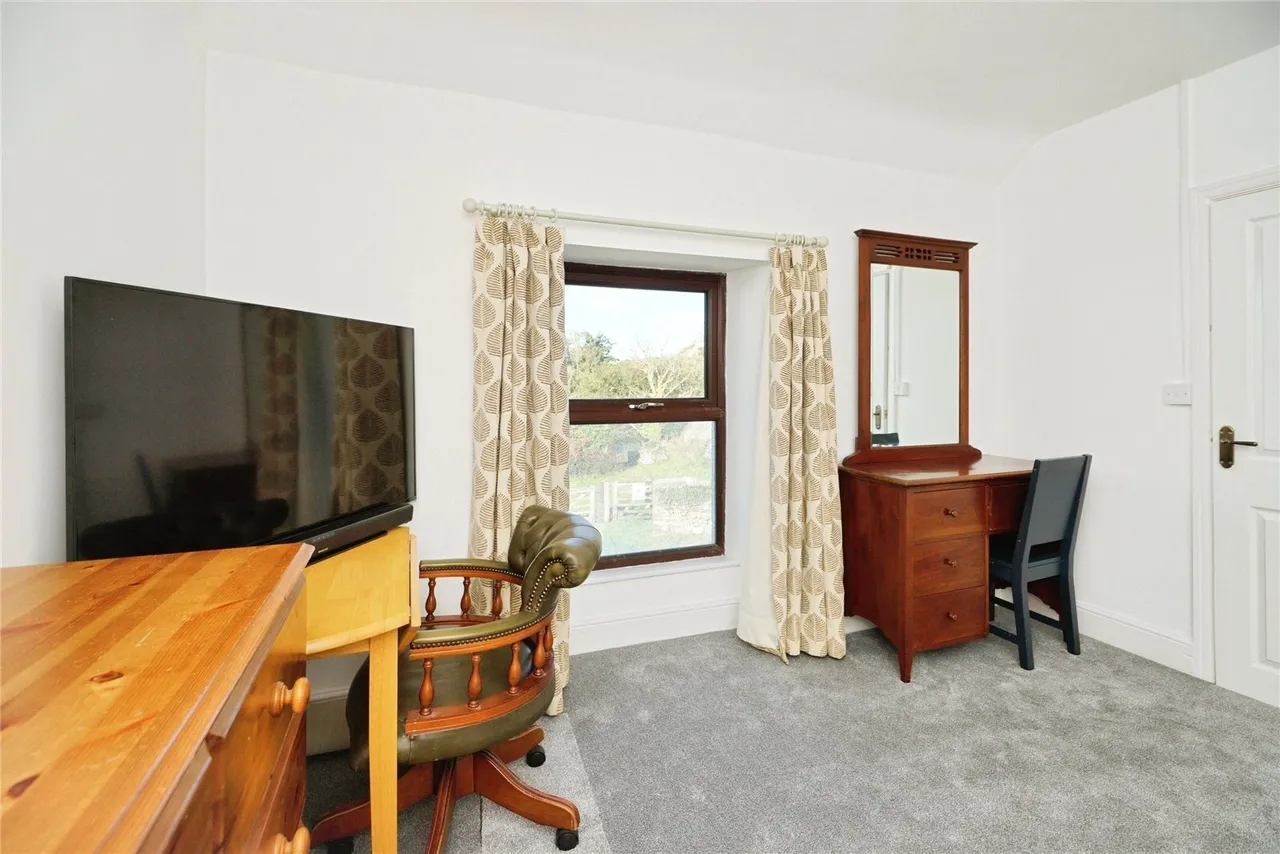 Cwm-y-Glo, Caernarfon, LL55, photo 26