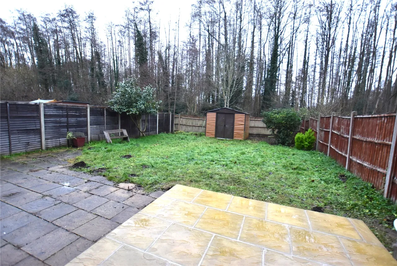 Wisley Gardens, Farnborough, Hampshire, GU14 0RS, photo 3