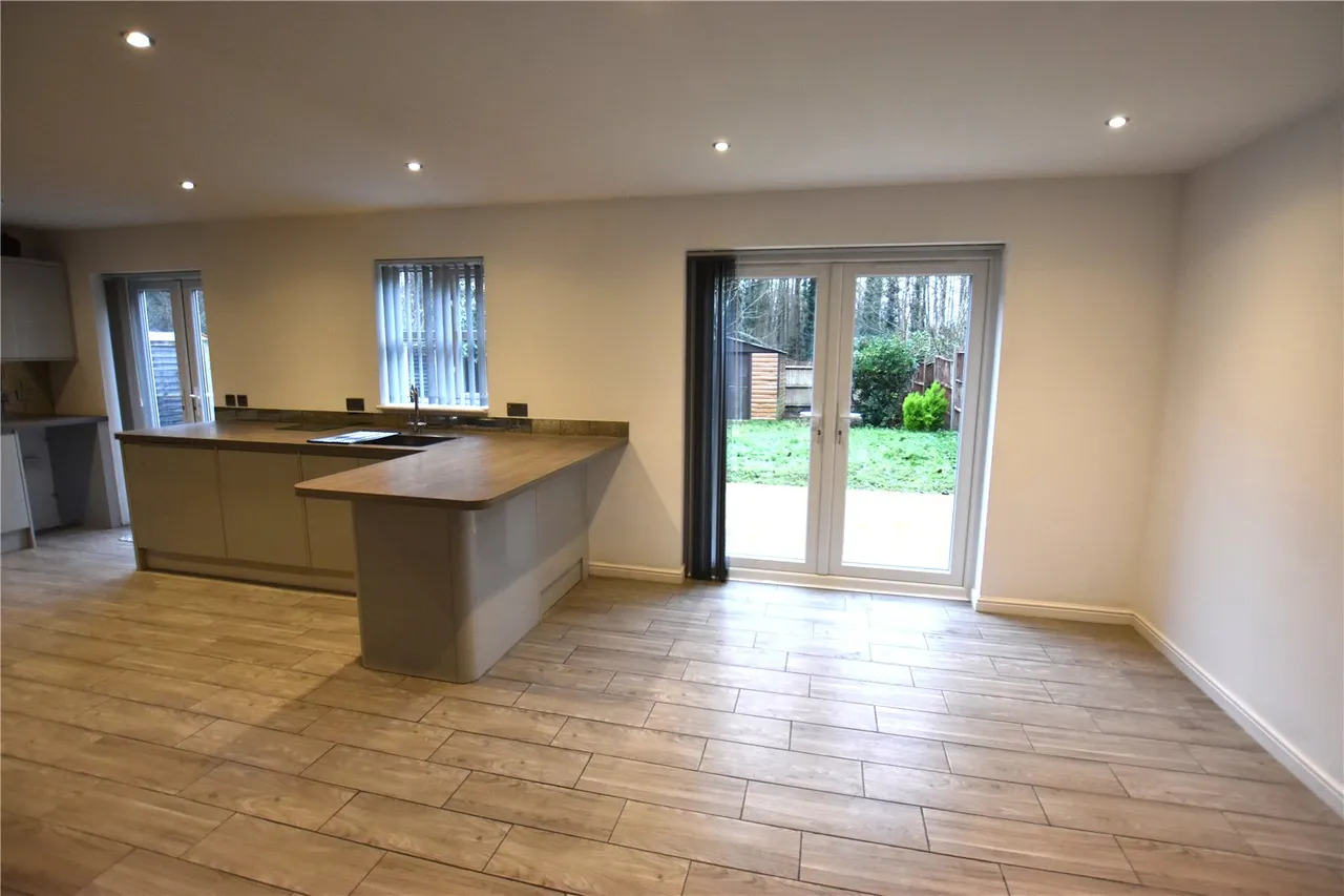 Wisley Gardens, Farnborough, Hampshire, GU14 0RS, photo 5