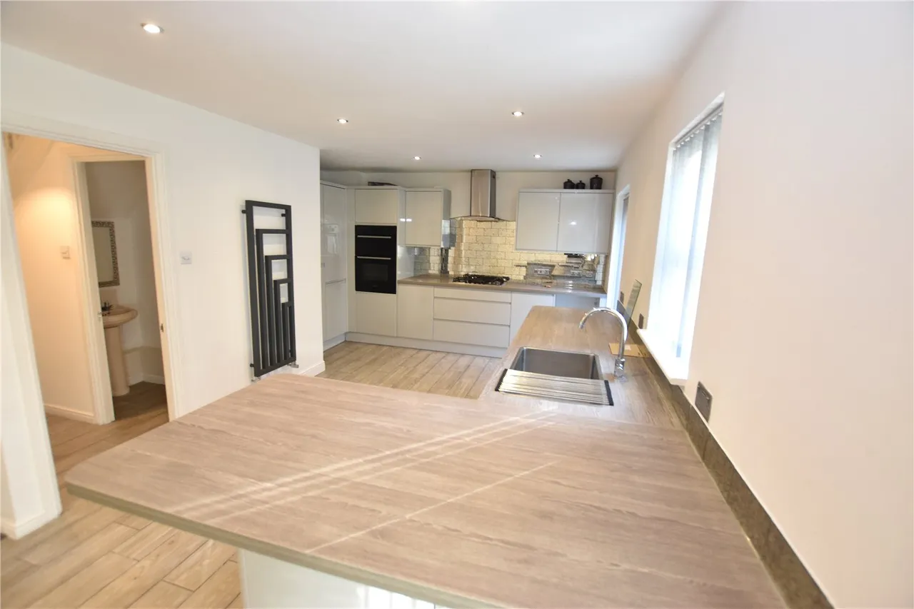 Wisley Gardens, Farnborough, Hampshire, GU14 0RS, photo 7