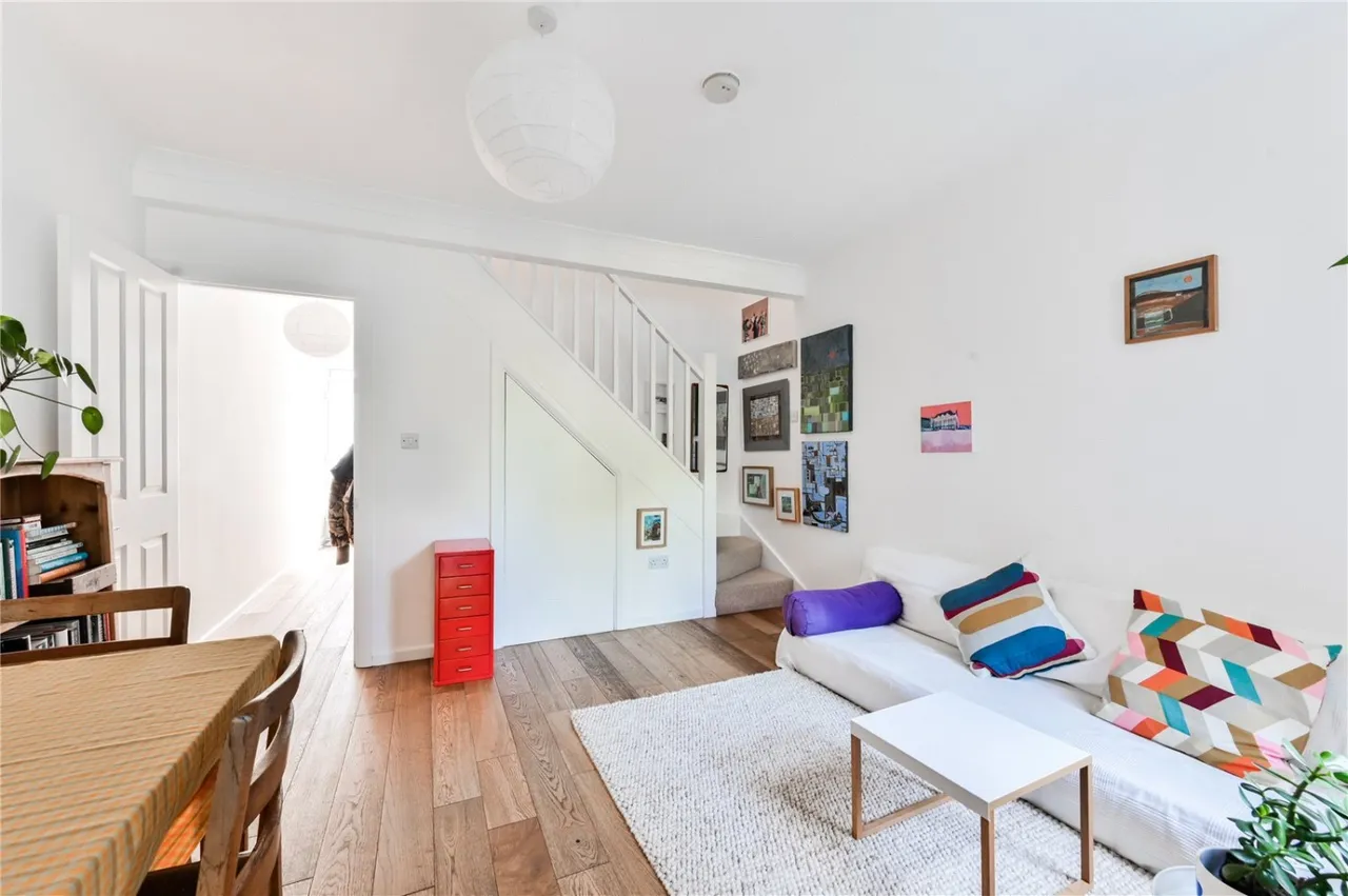 Queens Road, London, N11, photo 4