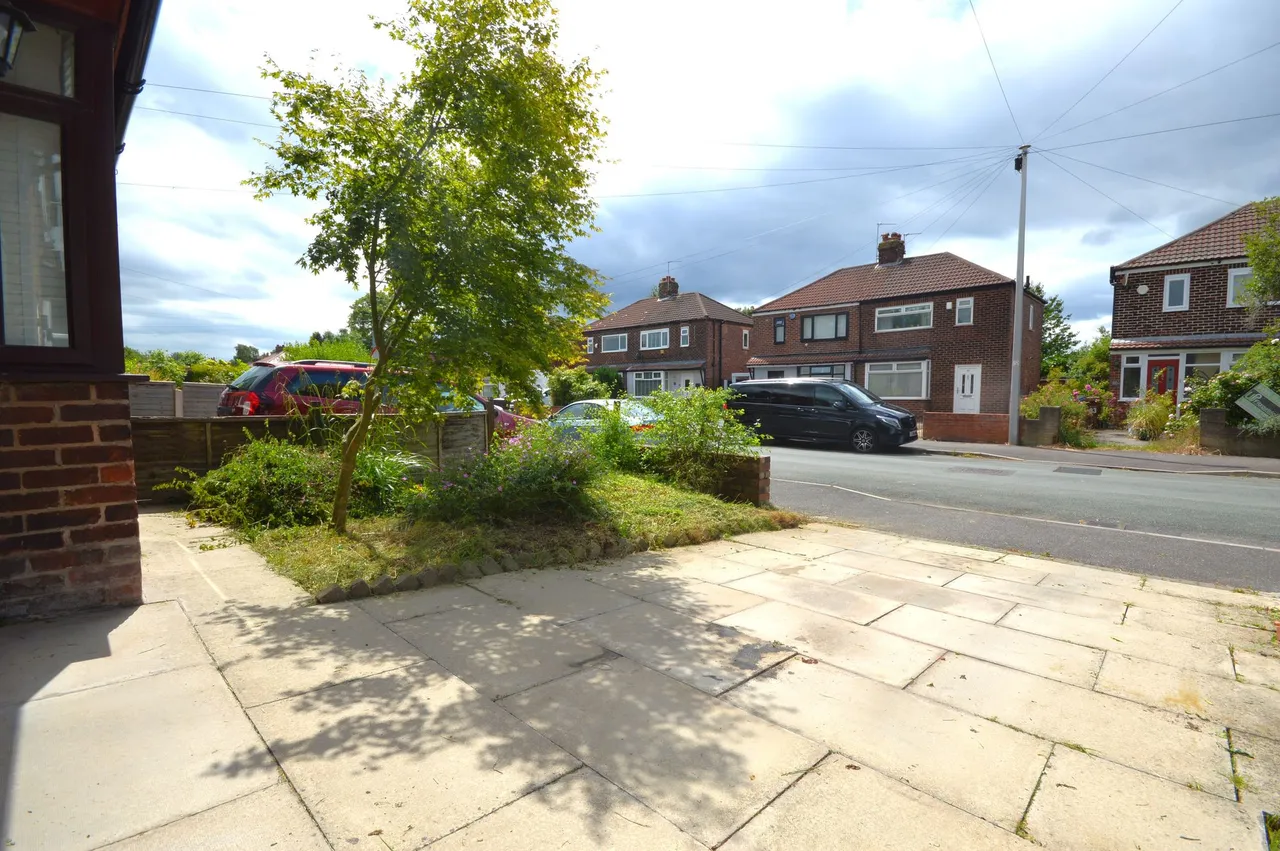 Dumbarton Road, Stockport, photo 22