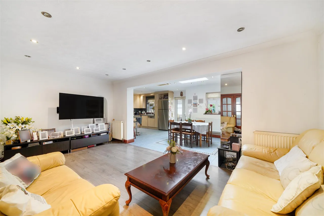 Sudbury Avenue, Wembley, HA0, photo 2
