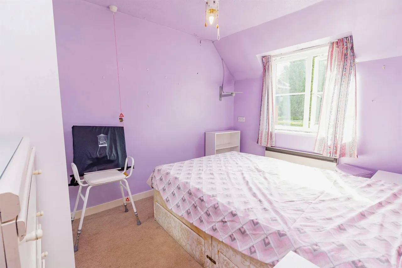 Woburn Road, Woburn Sands, Milton Keynes, photo 9