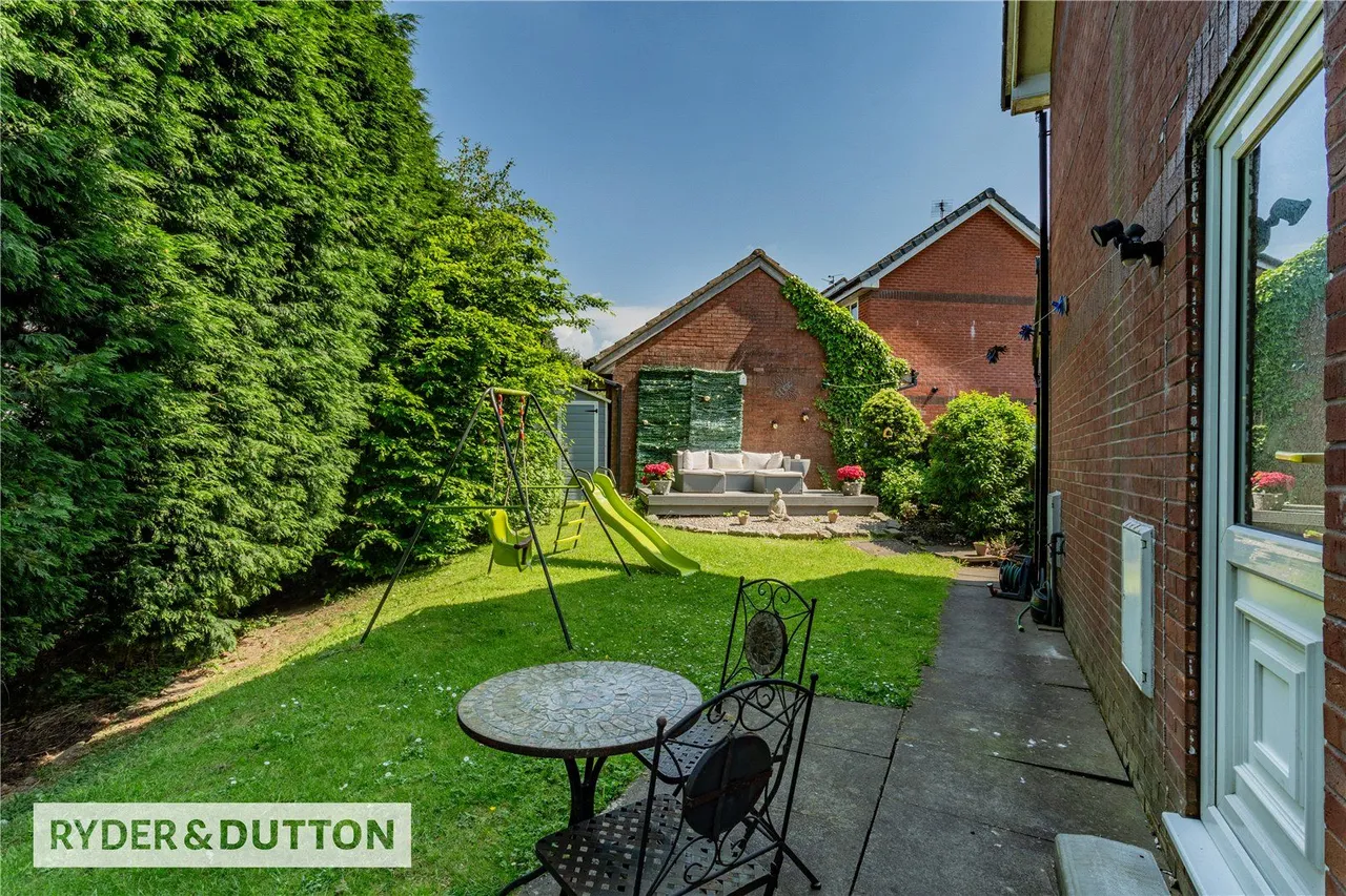 Kirtlington Close, Royton, OL2, photo 22