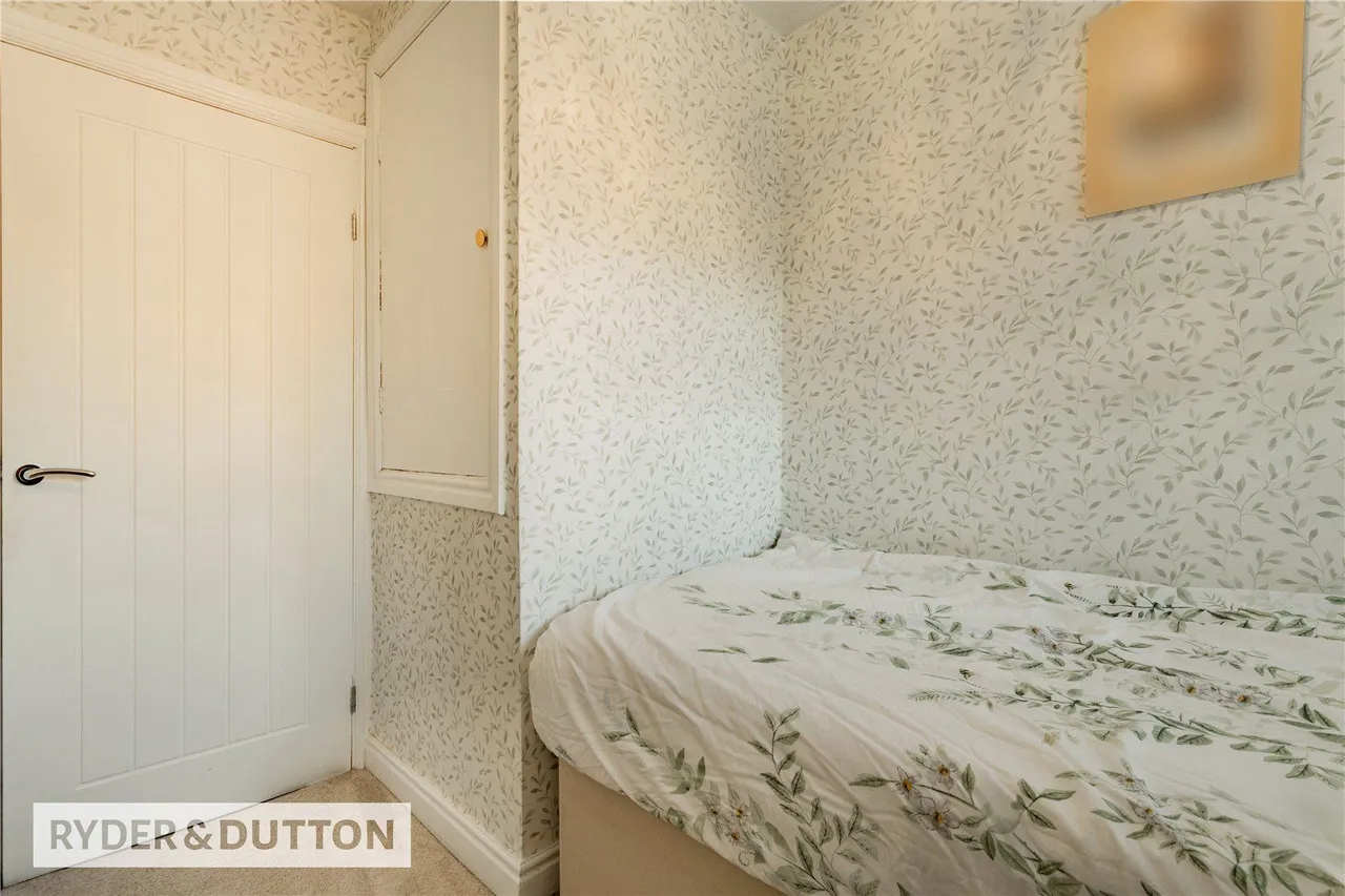 Kirtlington Close, Royton, OL2, photo 18