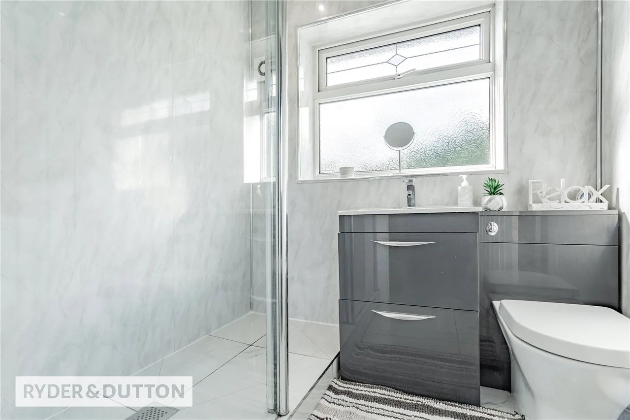 Kirtlington Close, Royton, OL2, photo 12