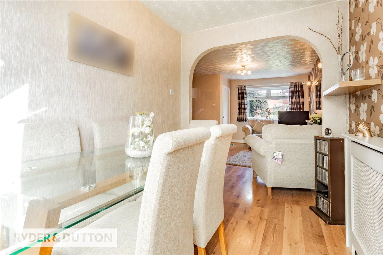 Kirtlington Close, Royton, OL2, photo 6