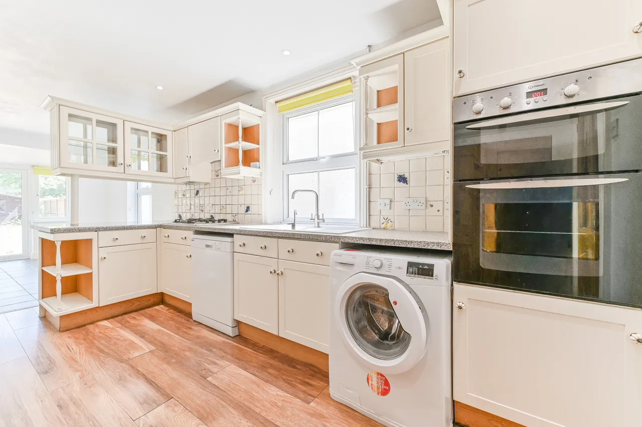 Teddington, TW11, photo 10