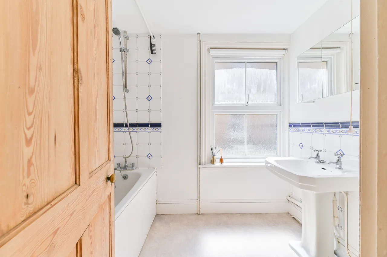Teddington, TW11, photo 17