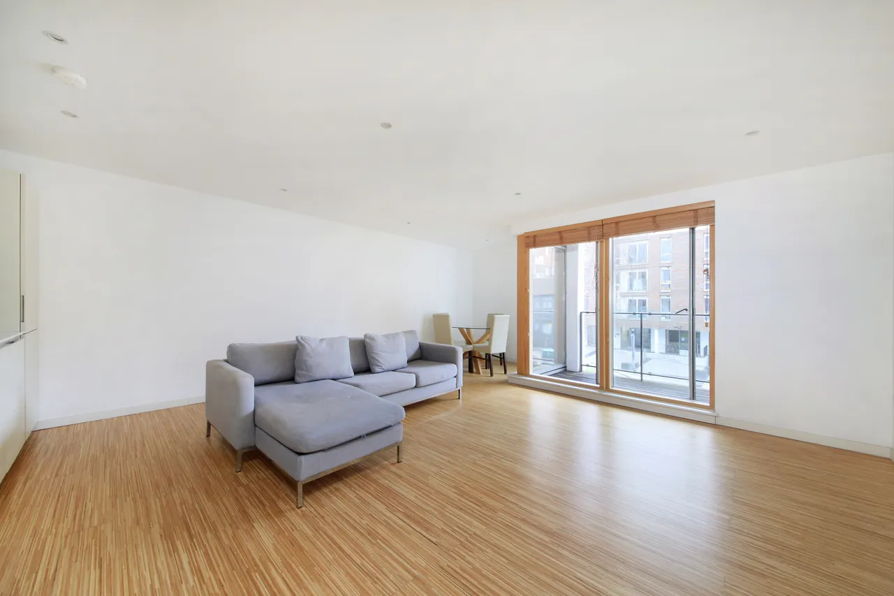 Wingate Square, Clapham, SW4, photo 2