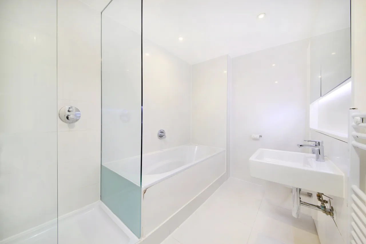 Wingate Square, Clapham, SW4, photo 6