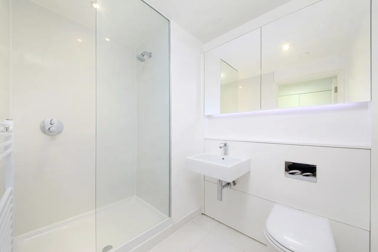 Wingate Square, Clapham, SW4, photo 8