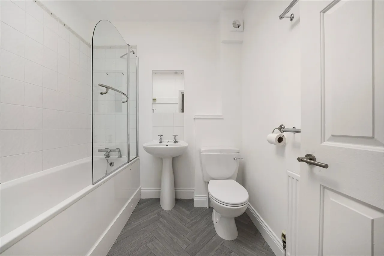 Minster Road, Cricklewood, NW2, photo 9