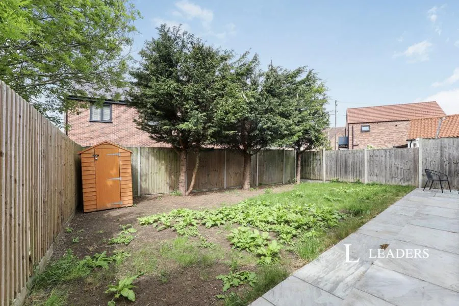 River Bank, Spalding, PE11, photo 21