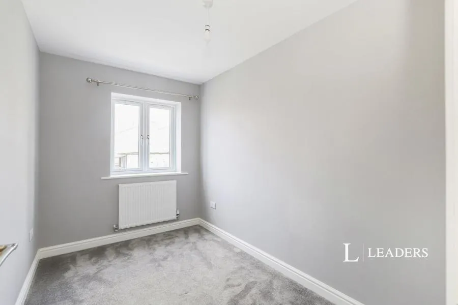 River Bank, Spalding, PE11, photo 11