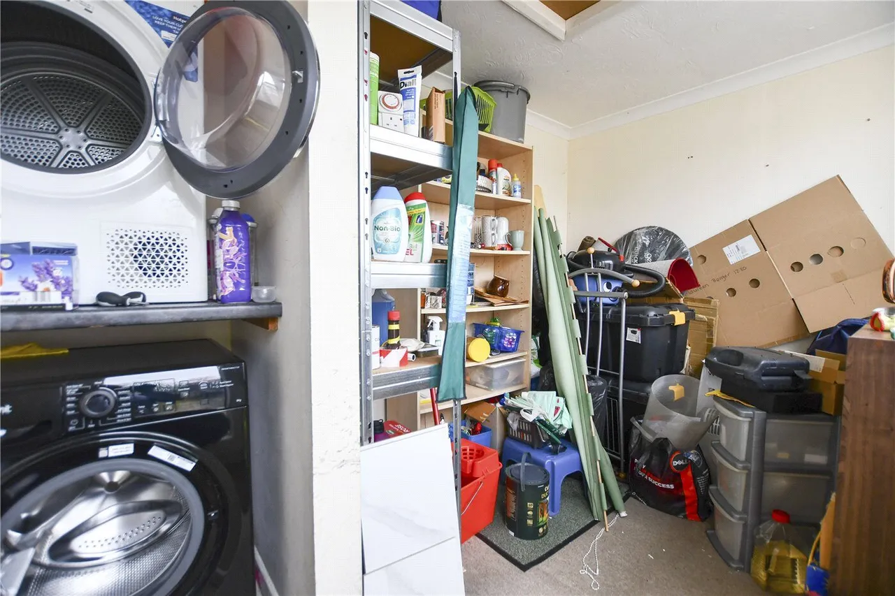 Devon Close, College Town, GU47, photo 11