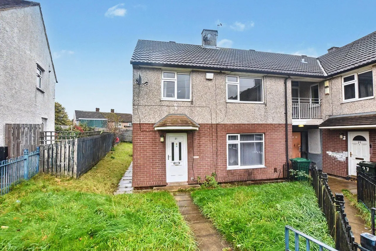 3 bed house for sale, Eastfield Gardens, Bradford, BD4