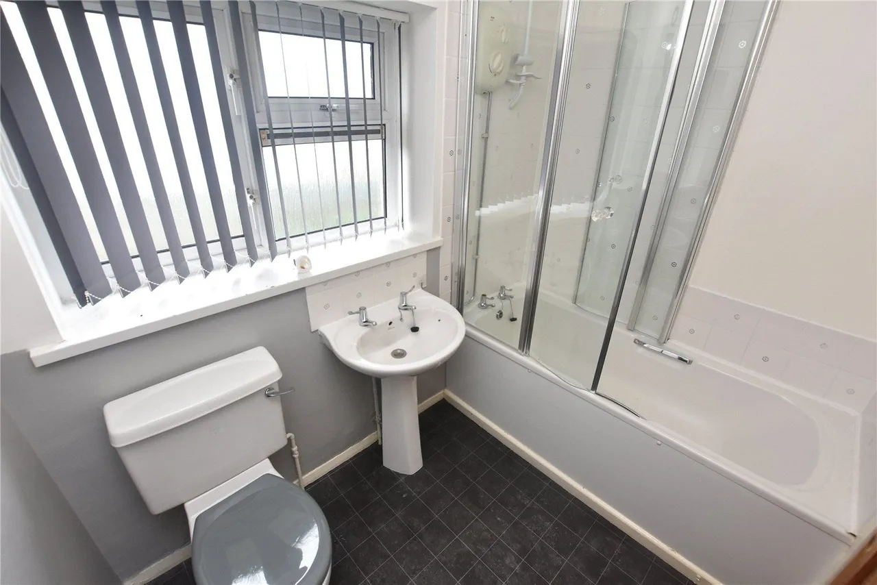 Eastfield Gardens, Bradford, BD4, photo 7
