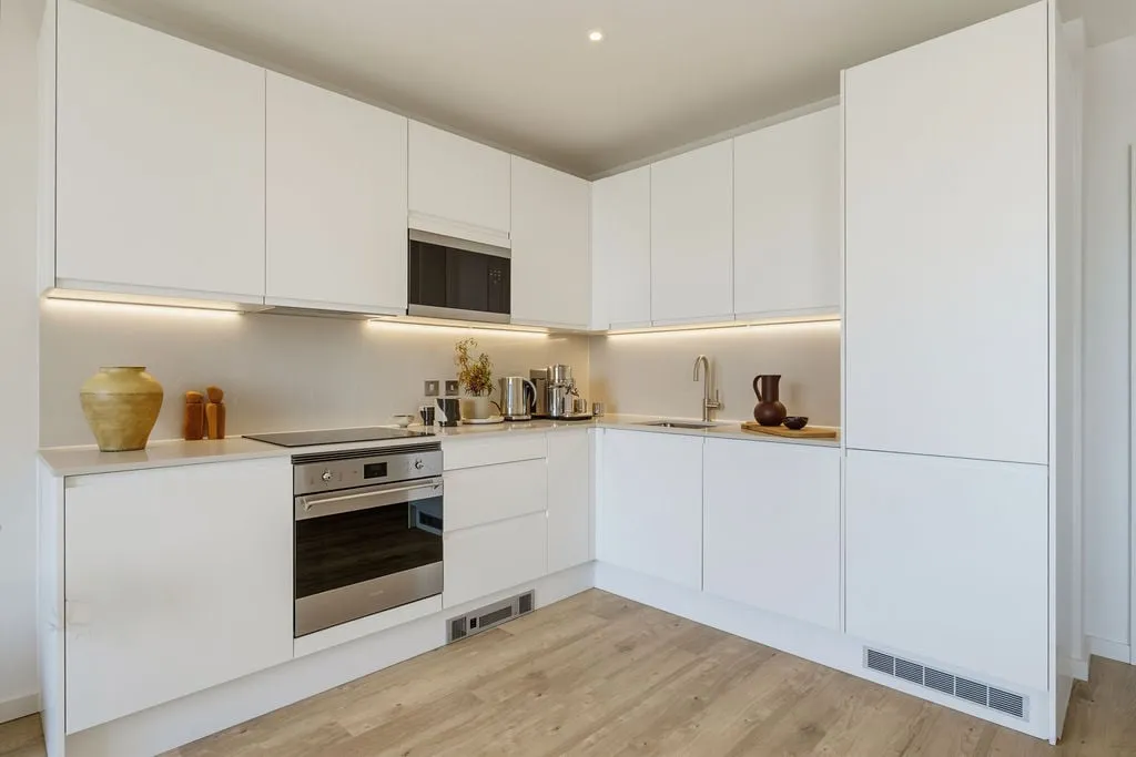 Apex Avenue, London, SW8, photo 4